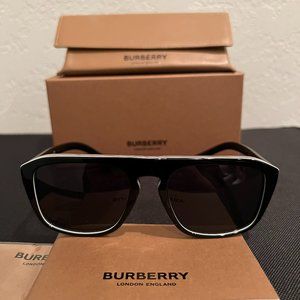 Burberry Icon Stripe Detail Square Frame Sunglasses